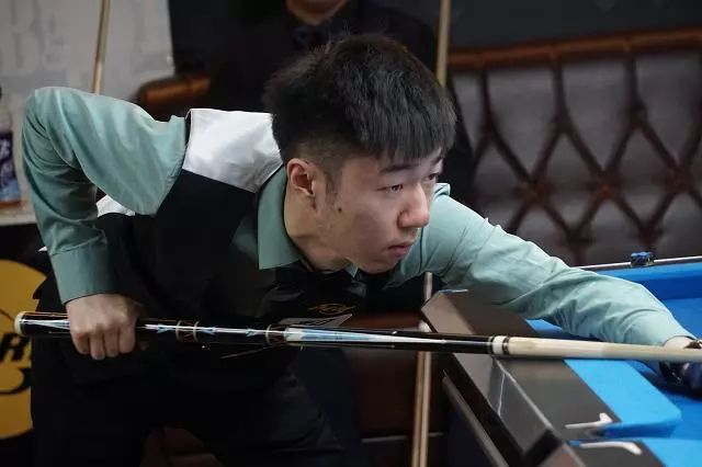 间的角逐 间的角逐