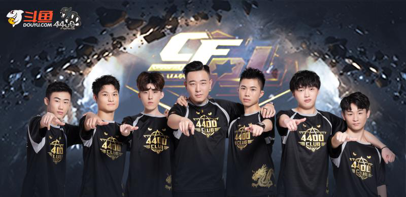 并在比赛中 并在比赛中