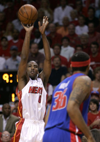 他获得合同 他获得合同