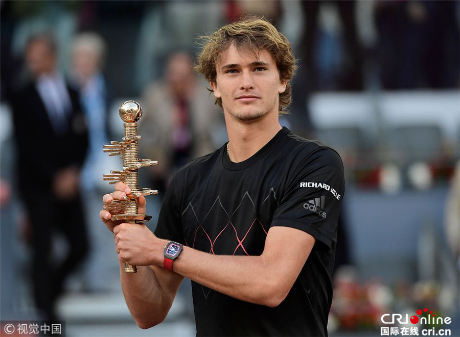 供了一次深 供了一次深